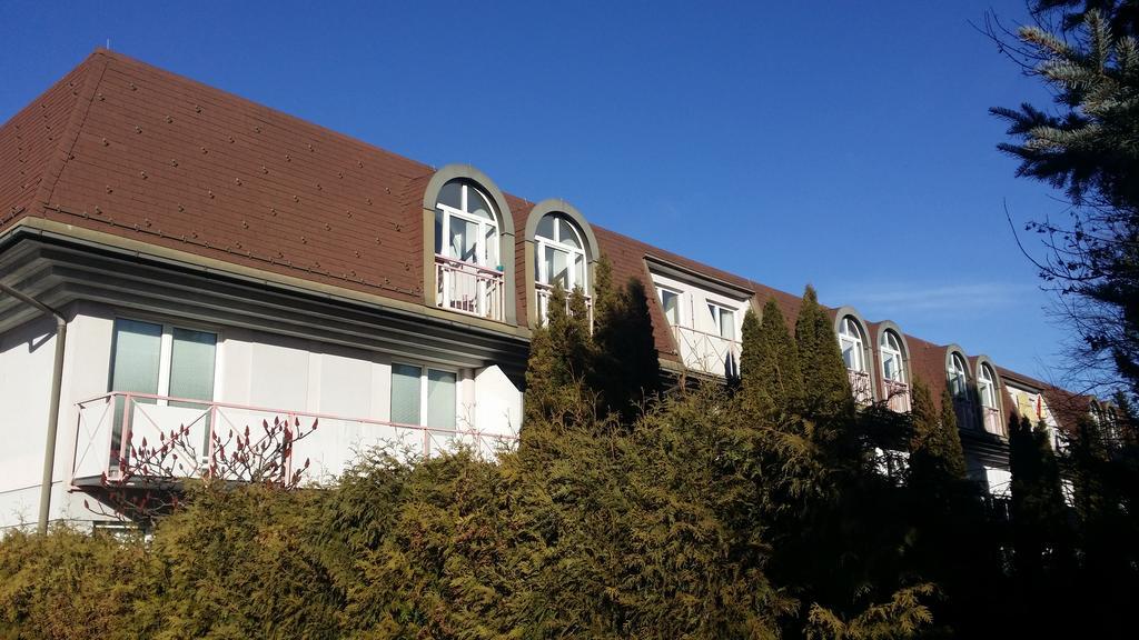Ambiente Ferienapartments Warmbad Villach Esterno foto