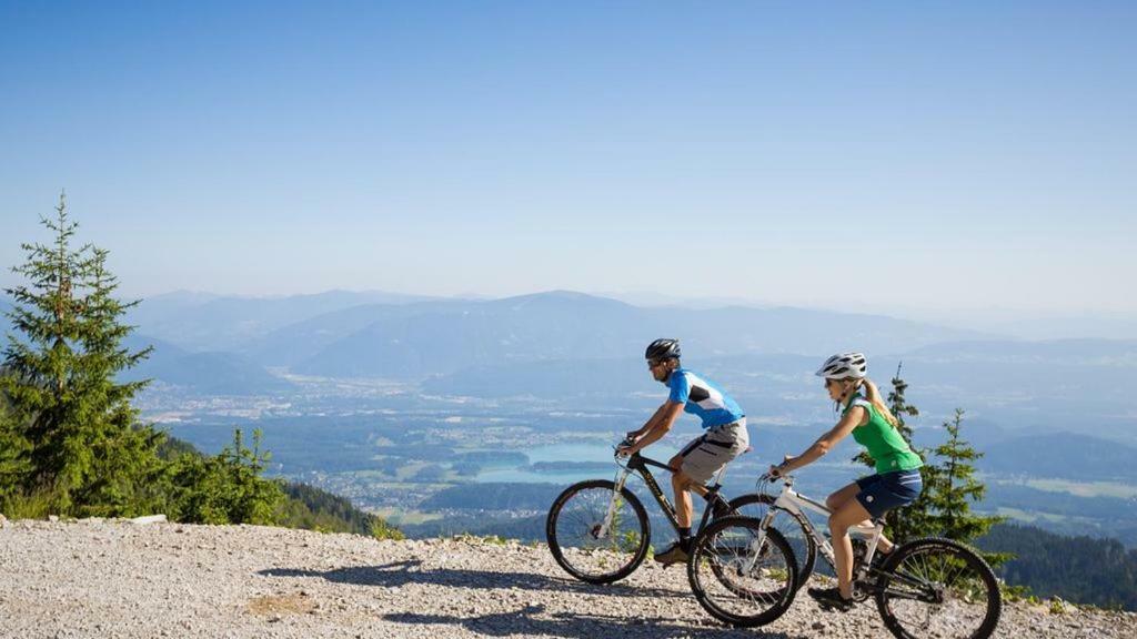 Ambiente Ferienapartments Warmbad Villach Esterno foto